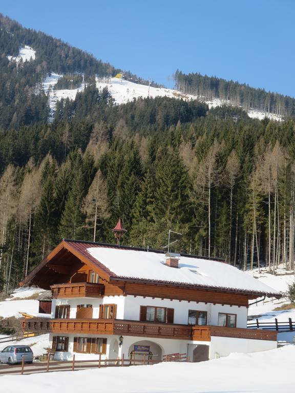 Landhaus Dickhardt Apartment Шладминг Екстериор снимка
