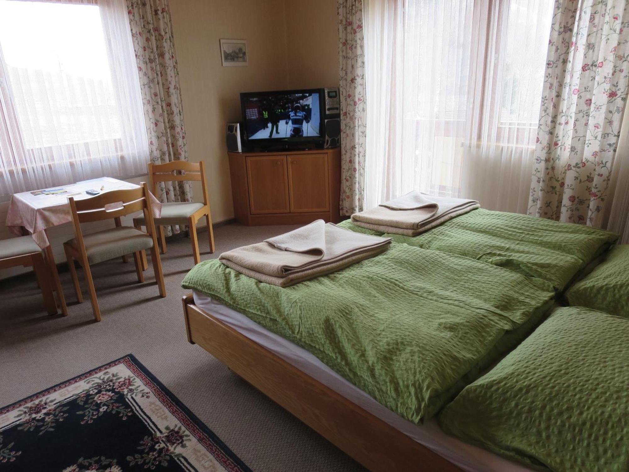 Landhaus Dickhardt Apartment Шладминг Стая снимка