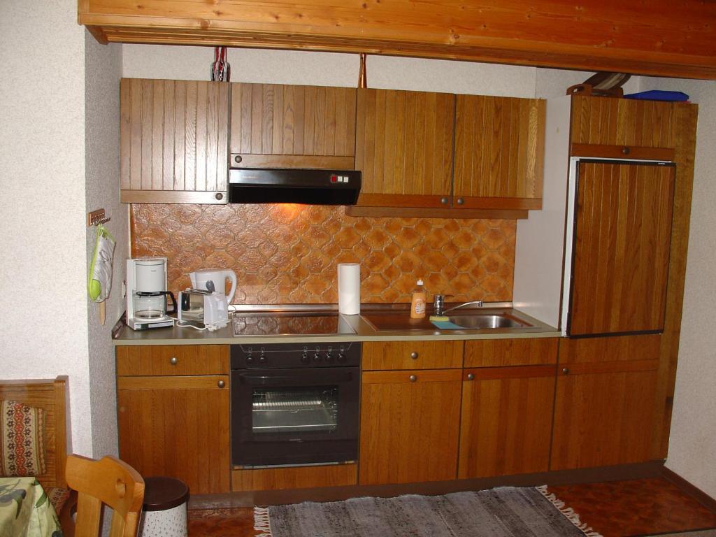 Landhaus Dickhardt Apartment Шладминг Стая снимка