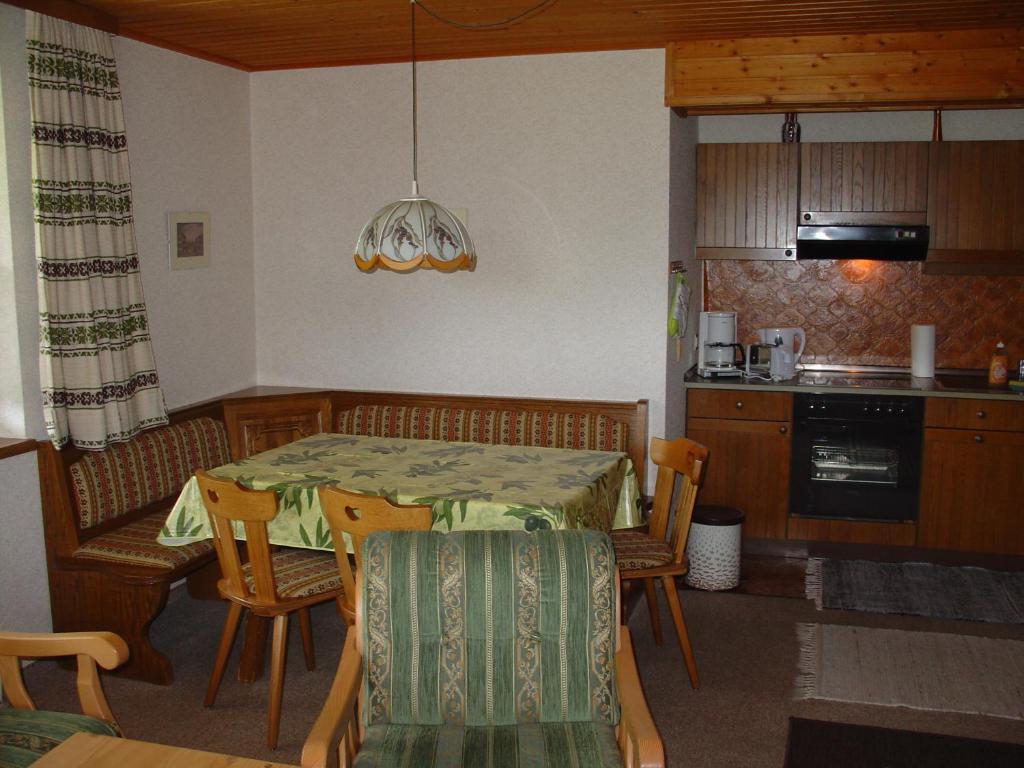 Landhaus Dickhardt Apartment Шладминг Стая снимка